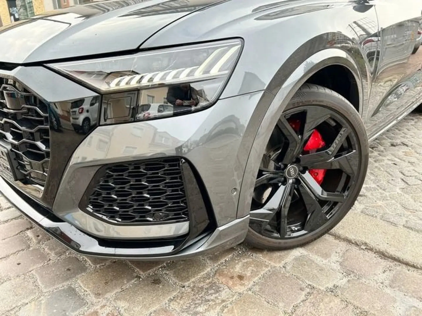 RSQ8 4.0 TFSI QUT MATRIX PANO CARBON HUD 360