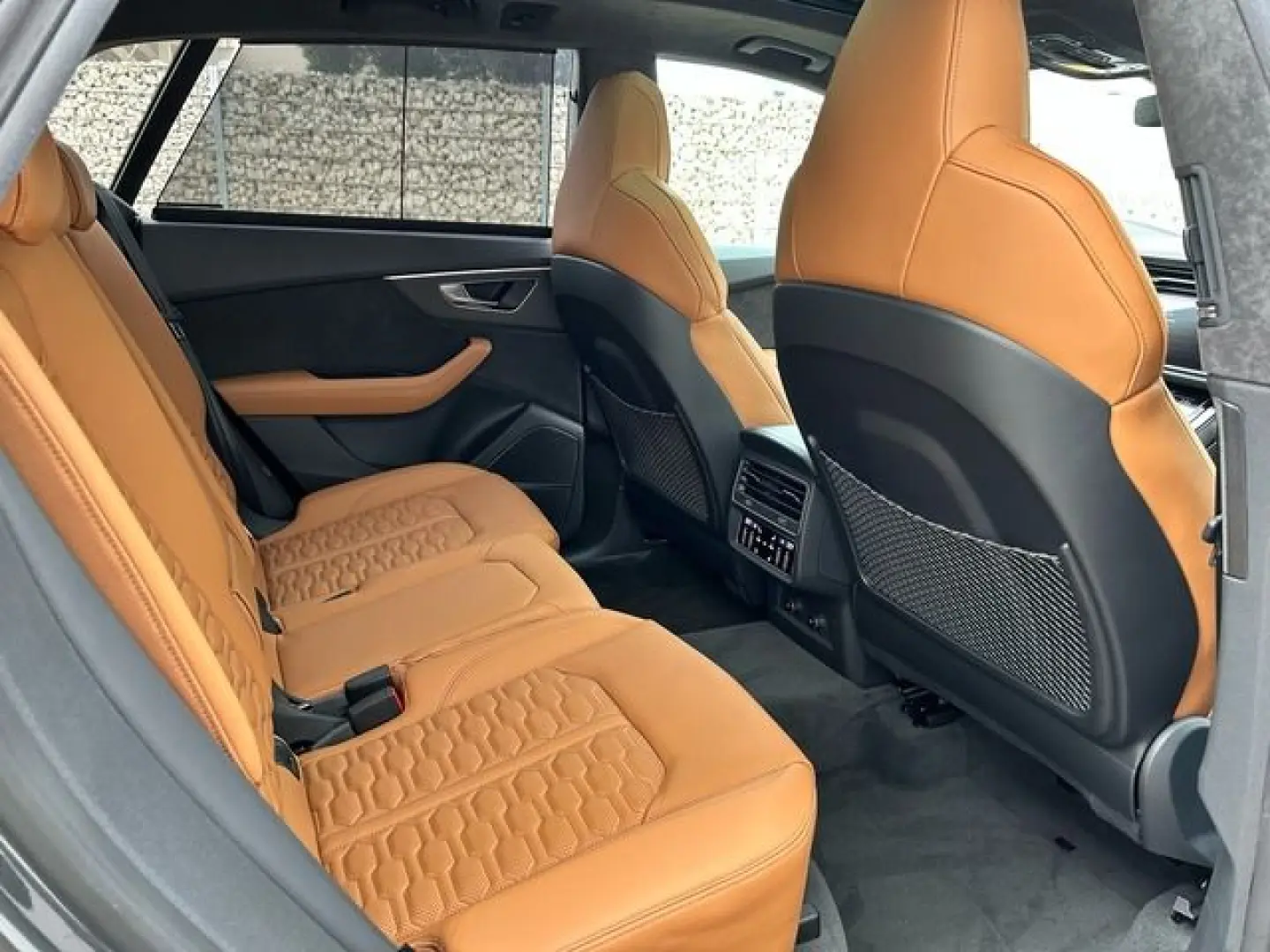 RSQ8 4.0 TFSI QUT MATRIX PANO CARBON HUD 360