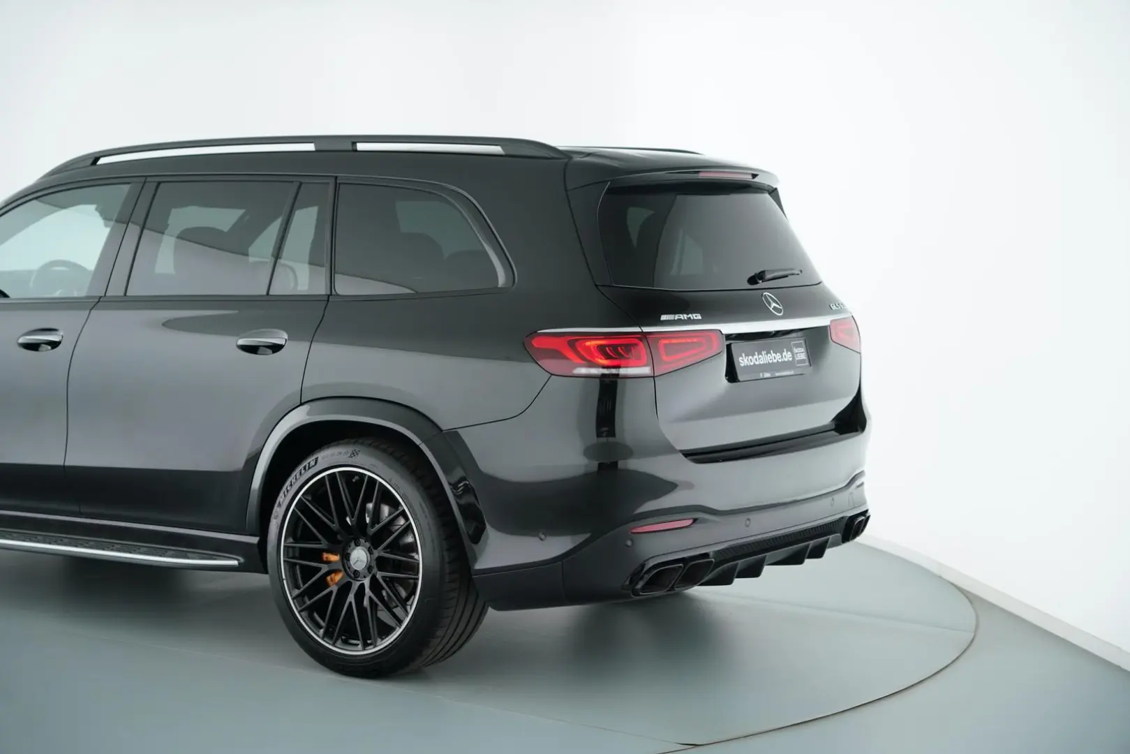 GLS 63AMG 9G-TRONIC 4MATIC  7-SITZER BURMESTER