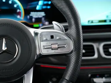GLS 63AMG 9G-TRONIC 4MATIC  7-SITZER BURMESTER