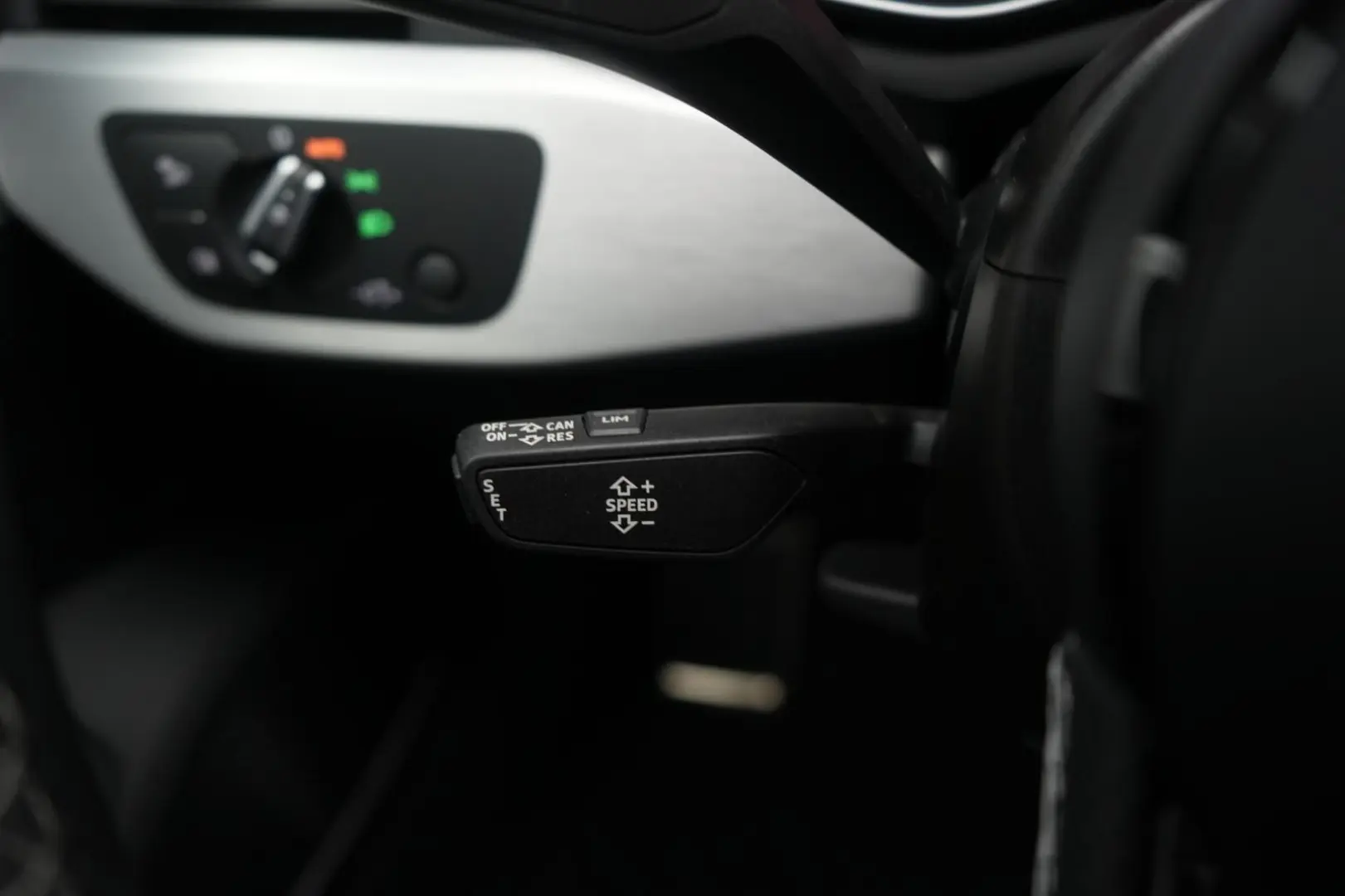 A5 40 TFSI S tronic S line Navi Temp Kamera Virt