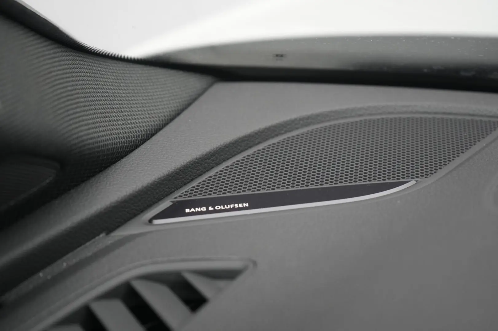 A5 40 TFSI S tronic S line Navi Temp Kamera Virt