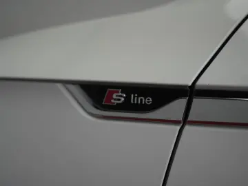 A5 40 TFSI S tronic S line Navi Temp Kamera Virt