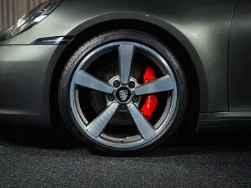 992 Carrera S Coupé  BOSE  Sunroof  Excl. Design