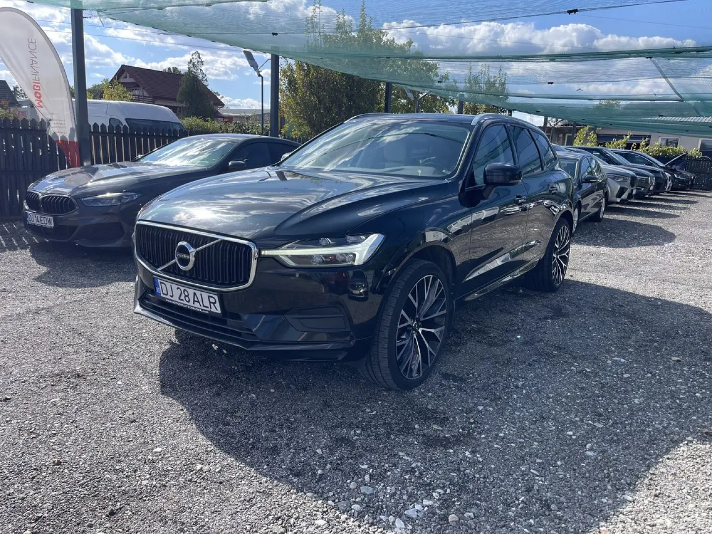 VOLVO XC60 B5 AWD