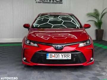 Toyota Corolla Sedan 1.8 HSD Business