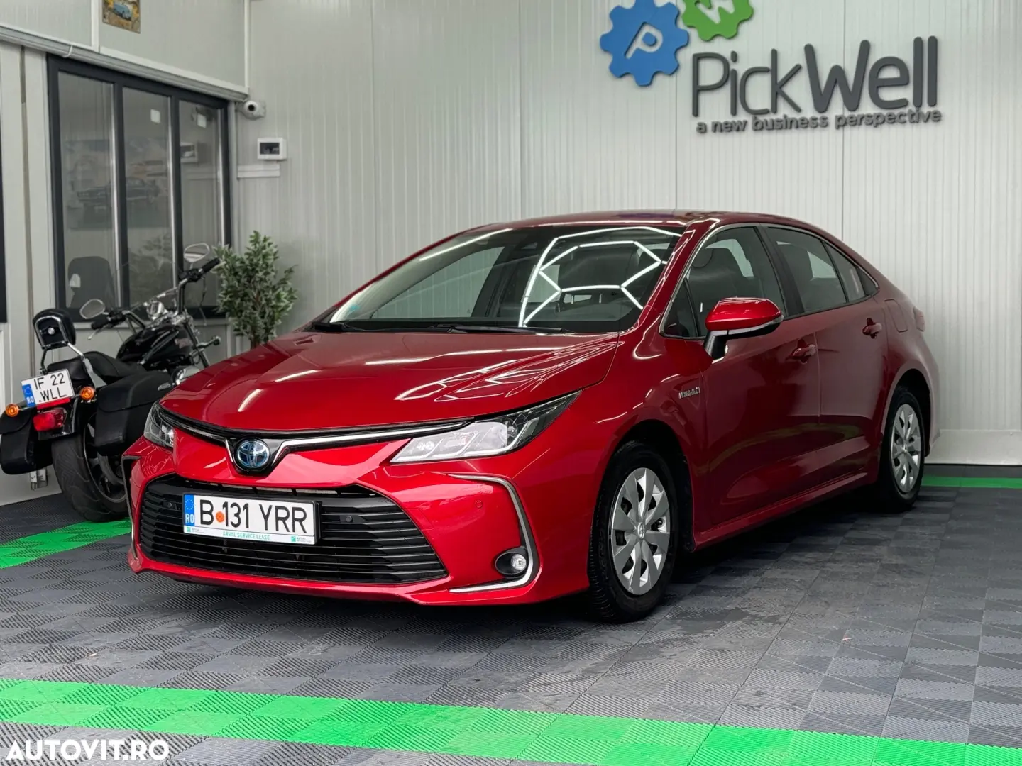 Toyota Corolla Sedan 1.8 HSD Business