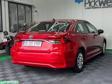 Toyota Corolla Sedan 1.8 HSD Business