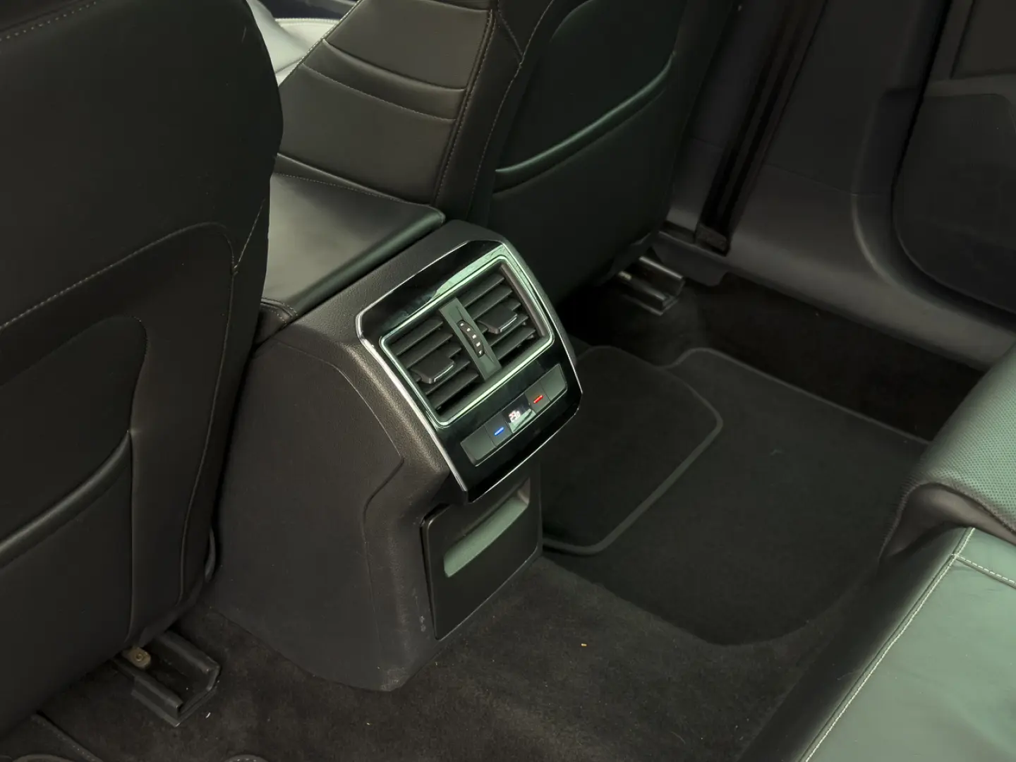 Skoda Superb Laurent Klement Camera Memorie Acc Led