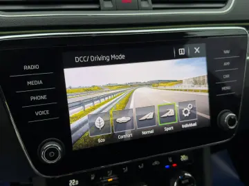 Skoda Superb Laurent Klement Camera Memorie Acc Led