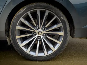 Skoda Superb Laurent Klement Camera Memorie Acc Led