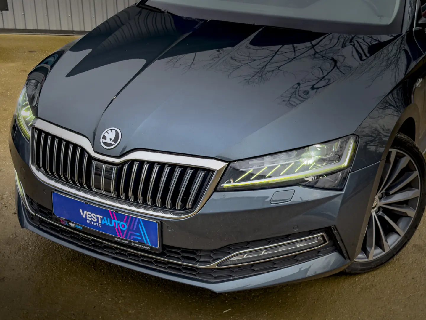 Skoda Superb Laurent Klement Camera Memorie Acc Led
