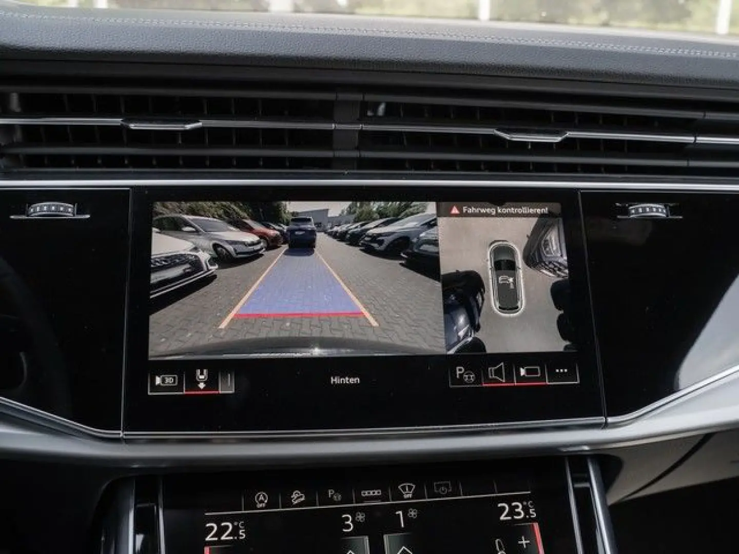 Audi Q7 55 TFSI quattro S line ACC HuD Pano