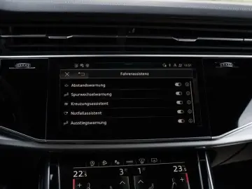 Audi Q7 55 TFSI quattro S line ACC HuD Pano