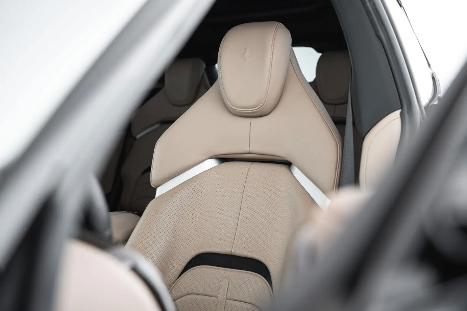 Purosangue V12 DCT 4WD