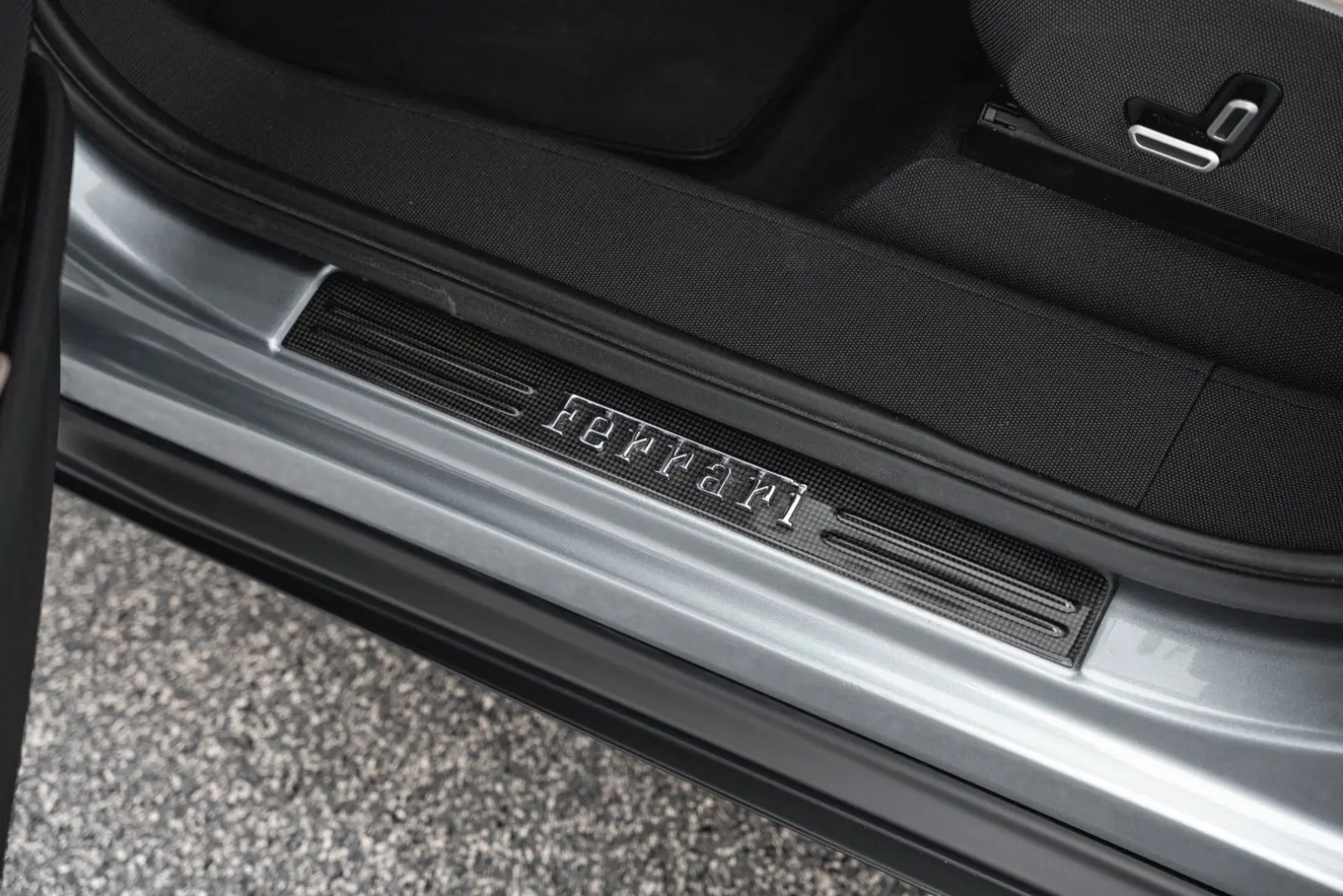 Purosangue V12 DCT 4WD