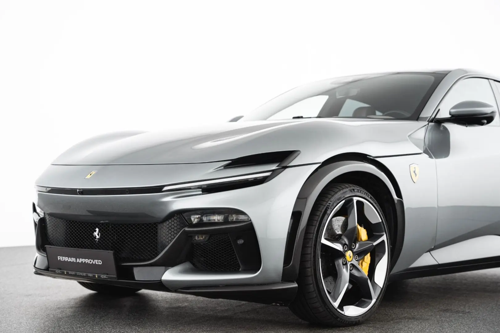 Purosangue V12 DCT 4WD