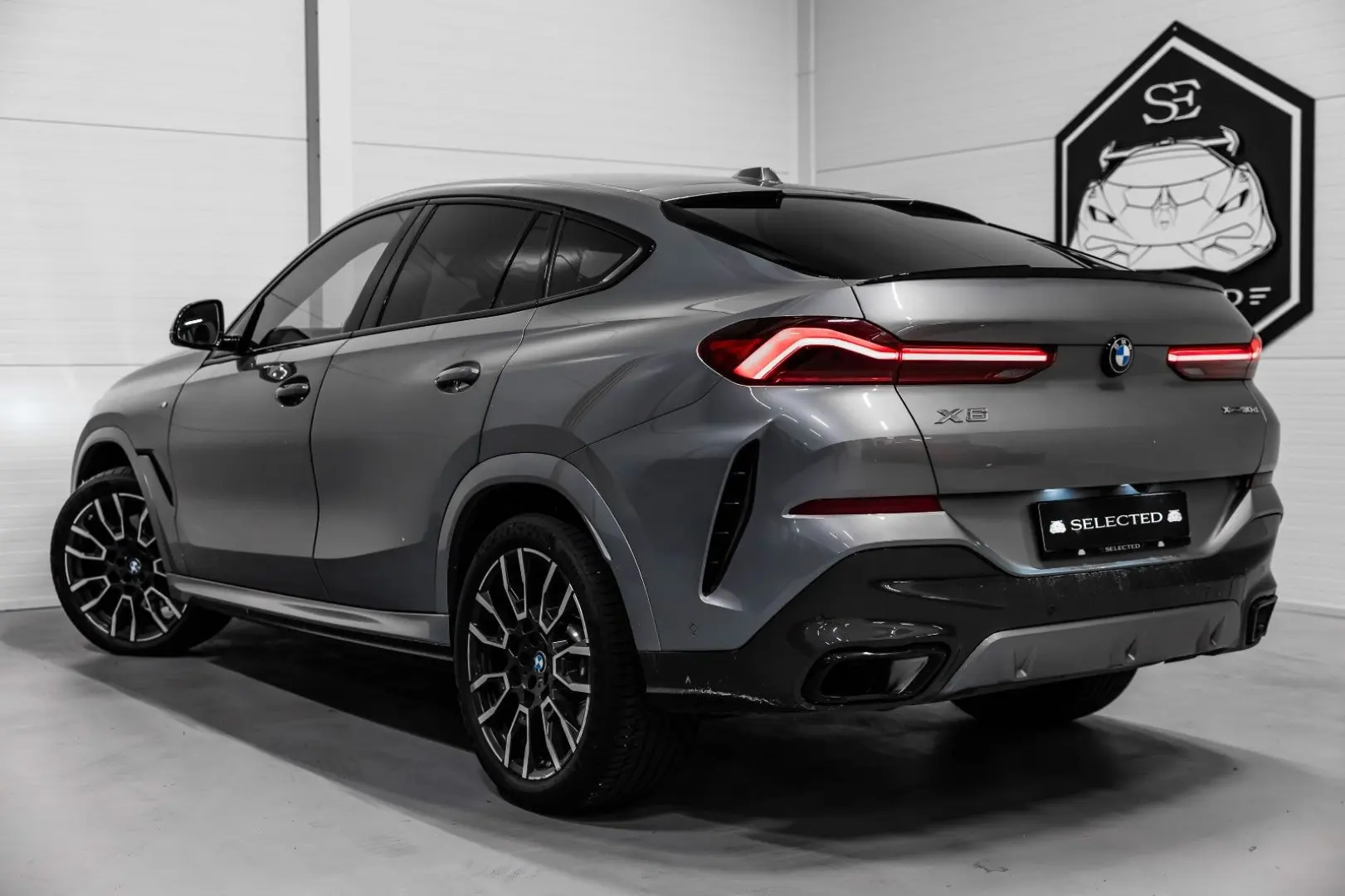 X6 30d xDRIVE M SPORT PAKET CARBON STOCK