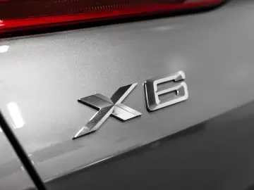 X6 30d xDRIVE M SPORT PAKET CARBON STOCK