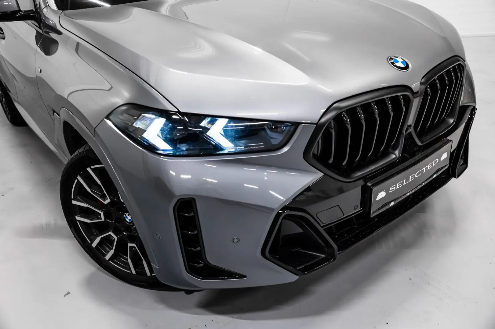 X6 30d xDRIVE M SPORT PAKET CARBON STOCK
