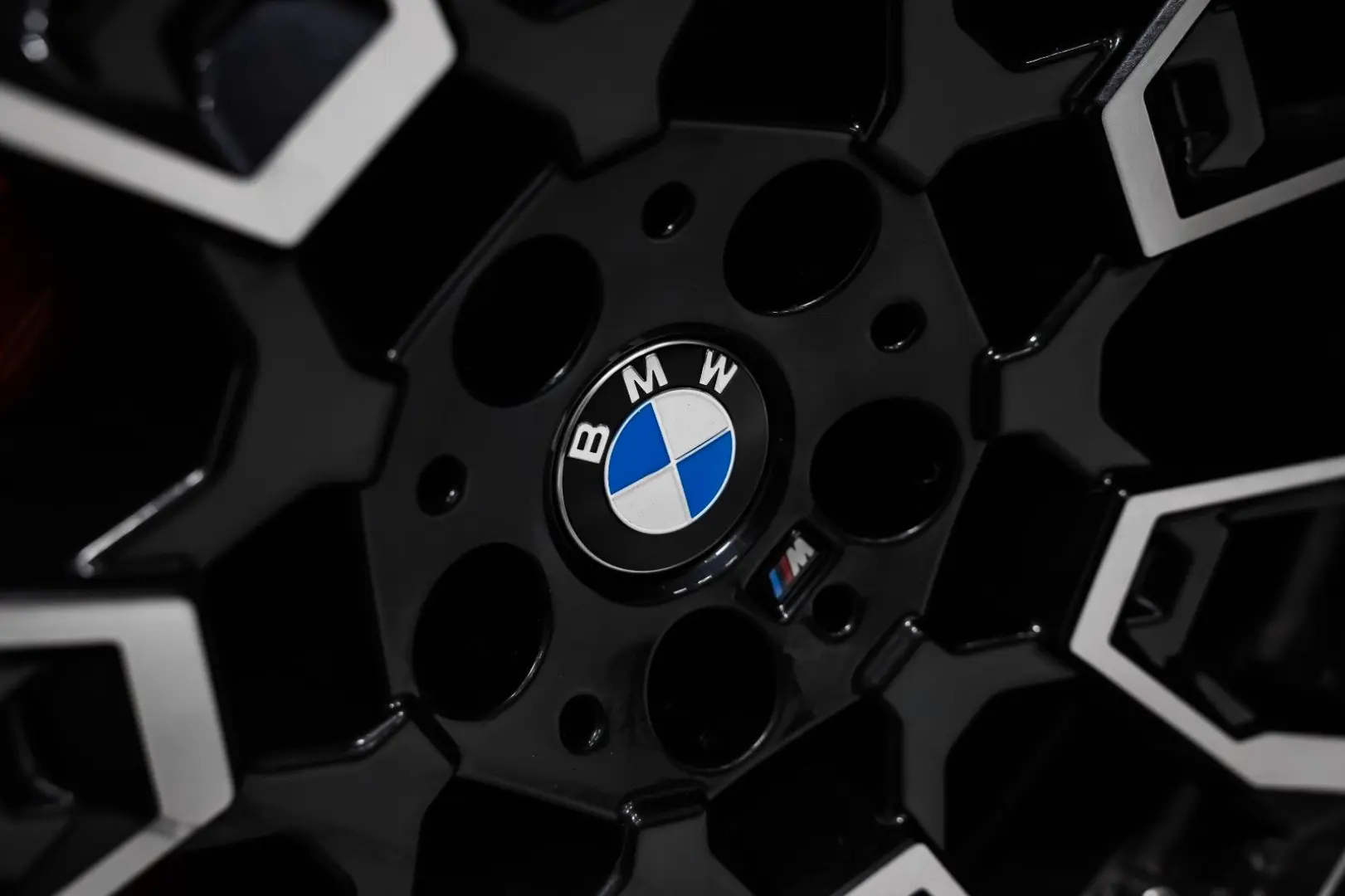 X6 30d xDRIVE M SPORT PAKET CARBON STOCK