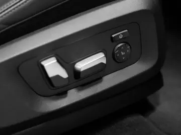 X6 30d xDRIVE M SPORT PAKET CARBON STOCK