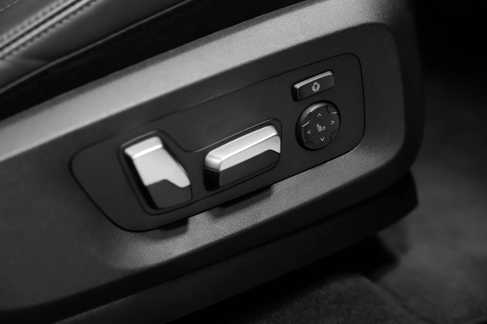 X6 30d xDRIVE M SPORT PAKET CARBON STOCK