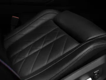 X6 30d xDRIVE M SPORT PAKET CARBON STOCK