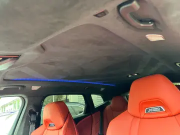 XM 4.4 360  AHK MASSAGE HEAD-UP 23  B&W CARBON