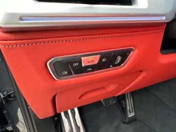 XM 4.4 360  AHK MASSAGE HEAD-UP 23  B&W CARBON