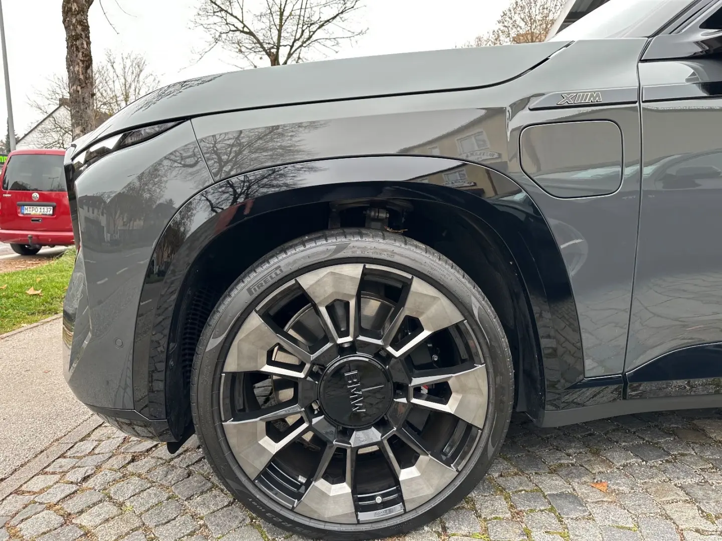 XM 4.4 360  AHK MASSAGE HEAD-UP 23  B&W CARBON