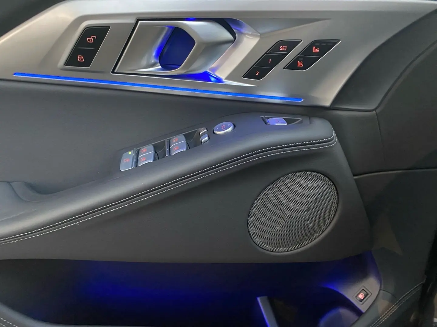 XM 23'' AHK DA Prof PA  Massage Soft-Close H K