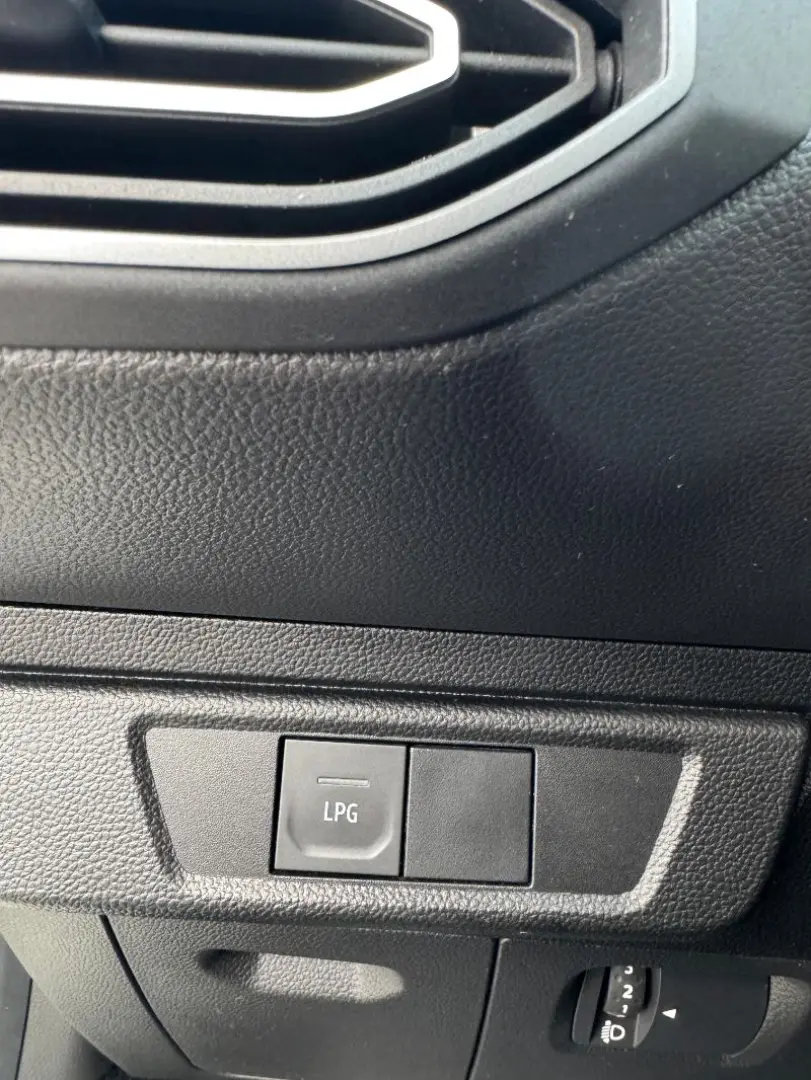 DACIA LOGAN 1.0 Eco-G 100CP Prestige Plus MT6