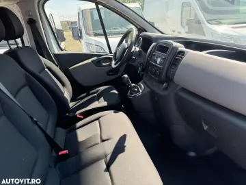 Renault Trafic Combi L2H1 1.6 dCi TT 125 7 1 Expression