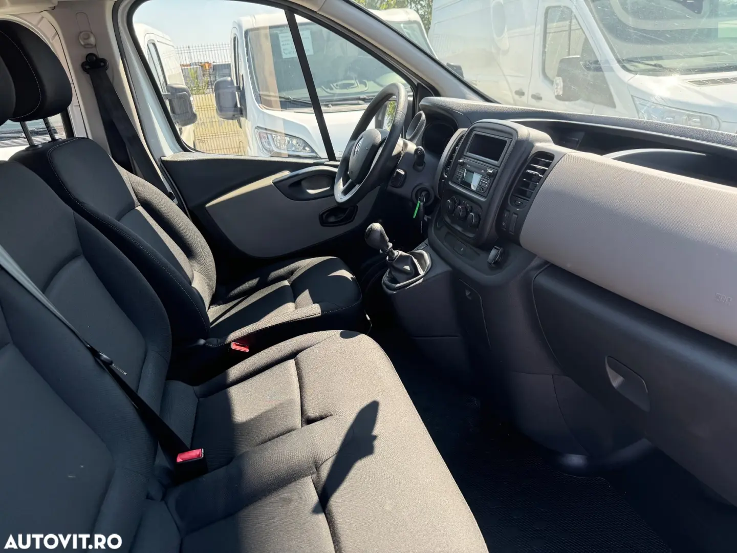 Renault Trafic Combi L2H1 1.6 dCi TT 125 7 1 Expression