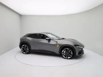 Purosangue - FERRARI HAMBURG