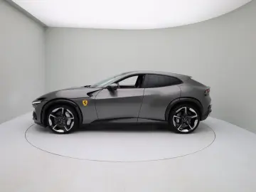 Purosangue - FERRARI HAMBURG