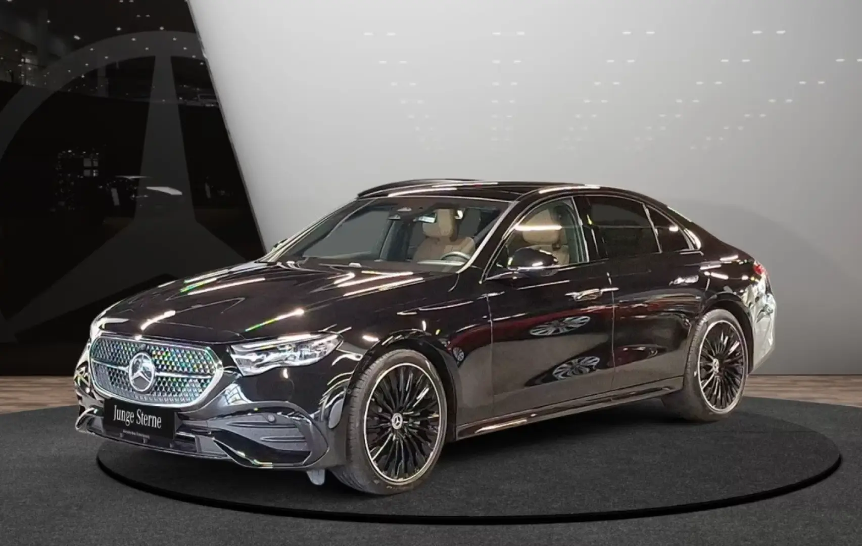 Mercedes-Benz E 200 AMG Premium PANO NIGHT SUPERSCREEN 360