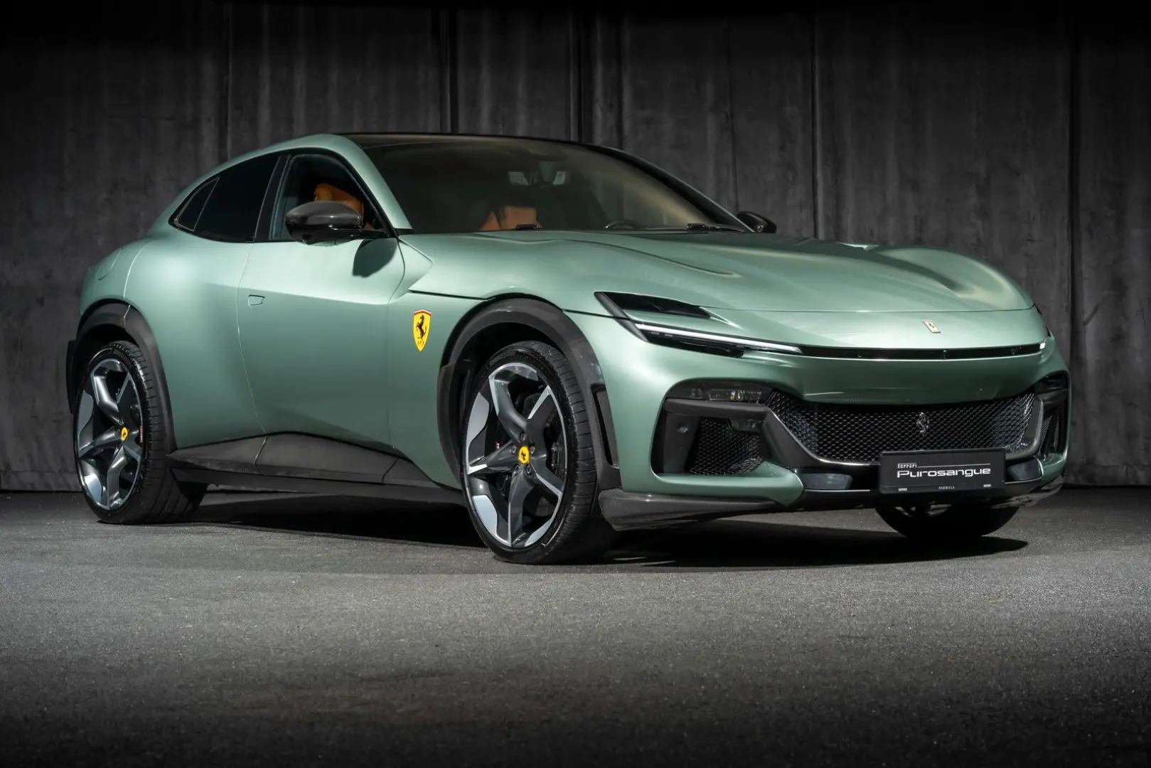 Purosangue V12  Ferrari NORWAY  LOADED