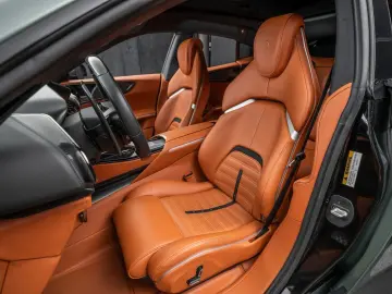 Purosangue V12  Ferrari NORWAY  LOADED