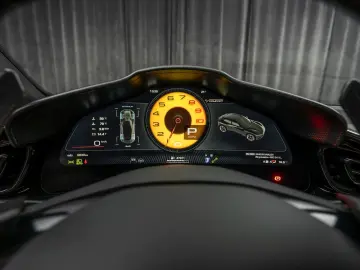 Purosangue V12  Ferrari NORWAY  LOADED