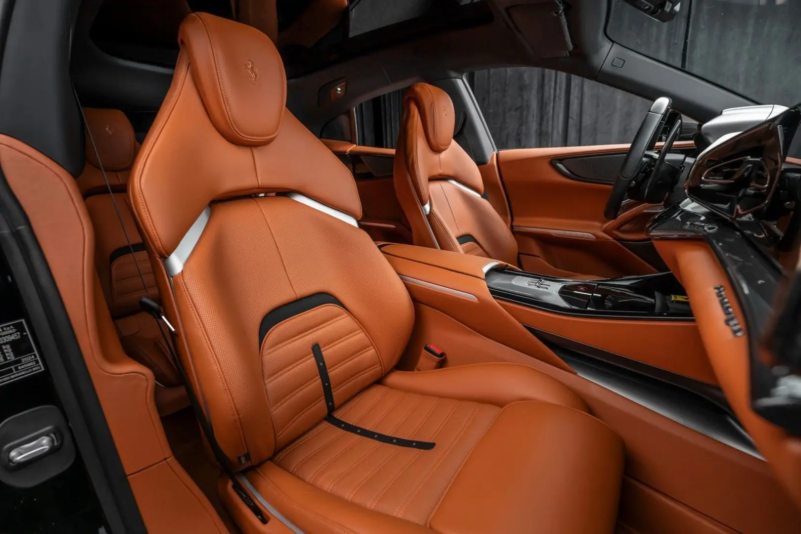 Purosangue V12  Ferrari NORWAY  LOADED