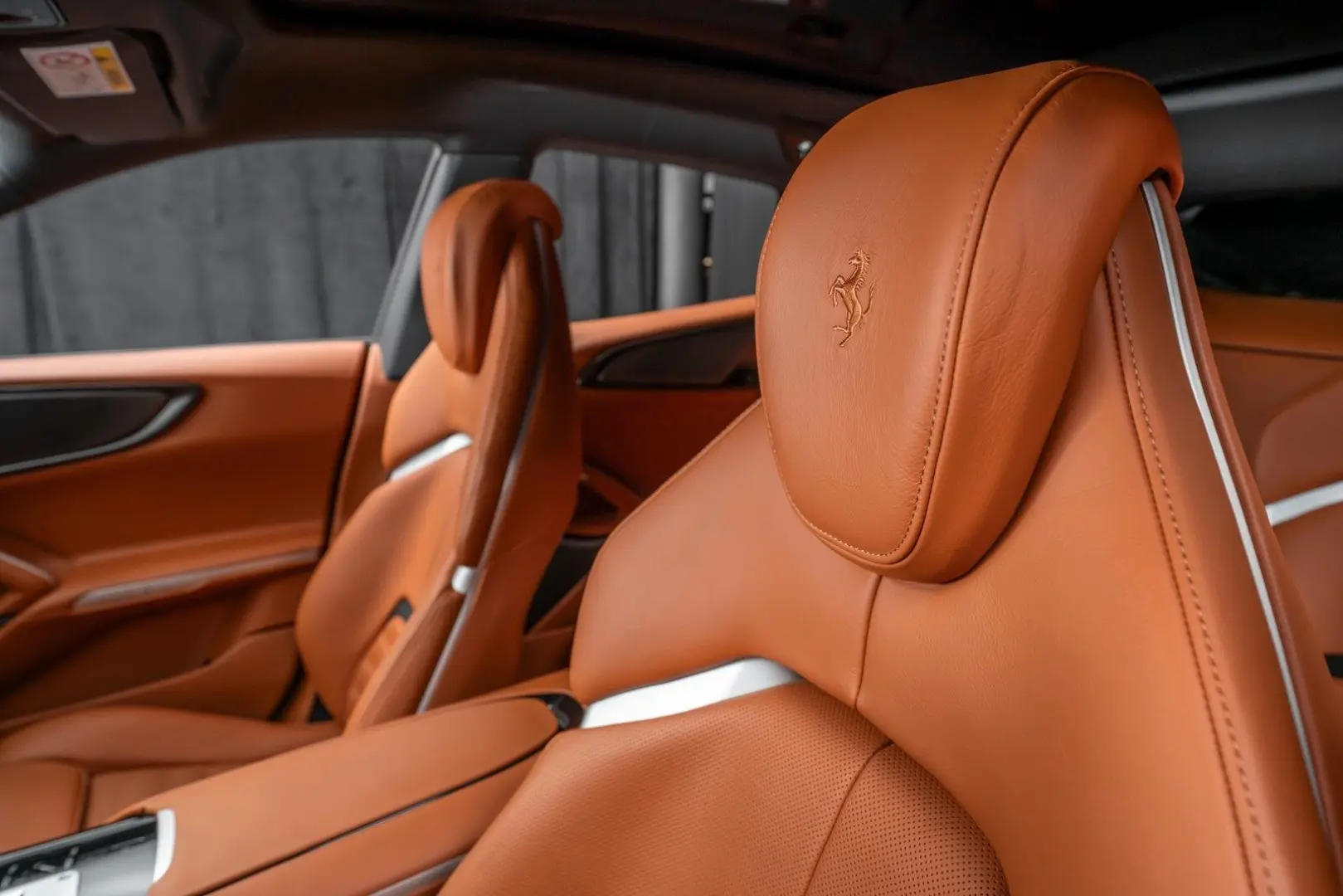 Purosangue V12  Ferrari NORWAY  LOADED