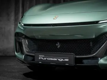 Purosangue V12  Ferrari NORWAY  LOADED