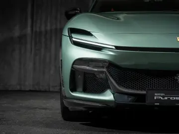 Purosangue V12  Ferrari NORWAY  LOADED