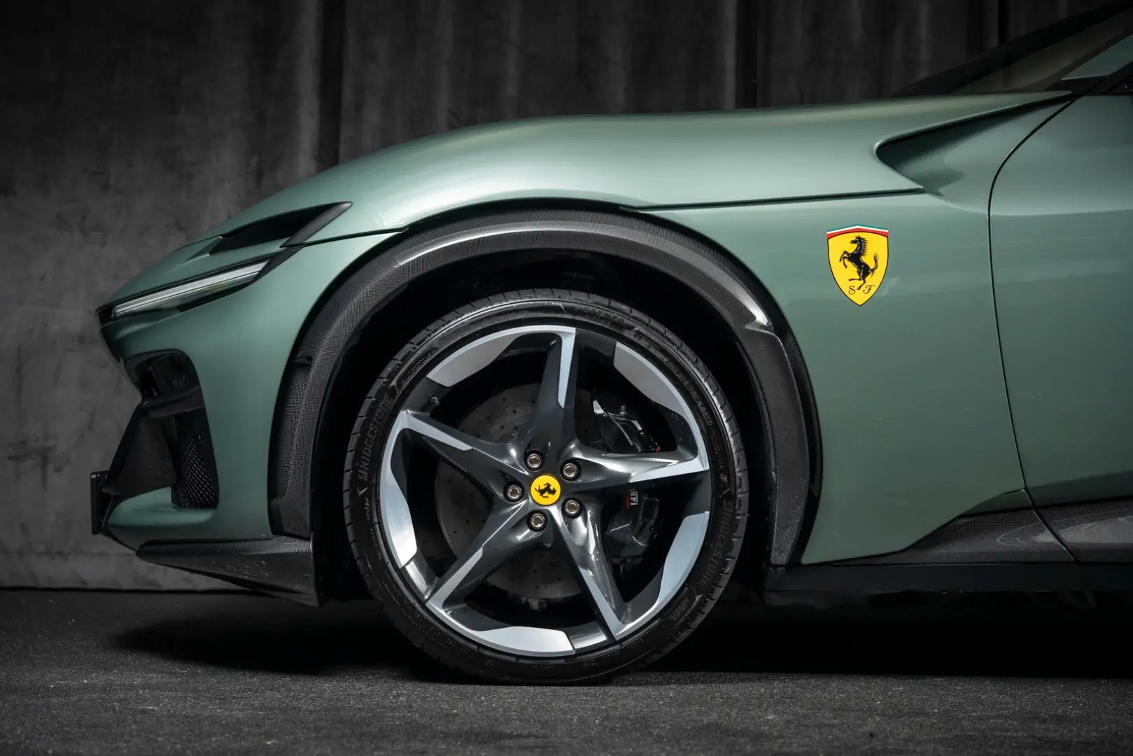 Purosangue V12  Ferrari NORWAY  LOADED