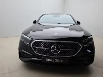Mercedes-Benz E 200  AMG Premium  Superscreen