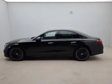 Mercedes-Benz E 200  AMG Premium  Superscreen