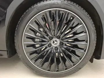 Mercedes-Benz E 200  AMG Premium  Superscreen