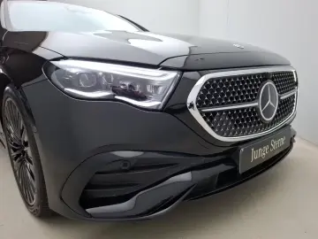 Mercedes-Benz E 200  AMG Premium  Superscreen